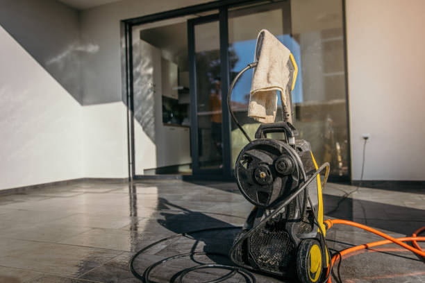 Best Driveway Pressure Washing  in Gberts, IL